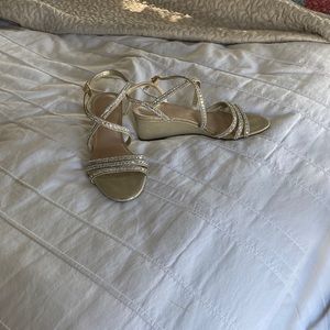 Women’s dress sandals.